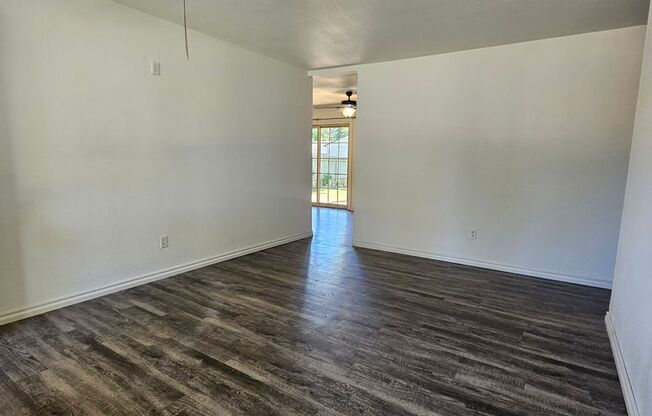 (3) Bed/(1.5) Bath in NE Norman Avail NOW!