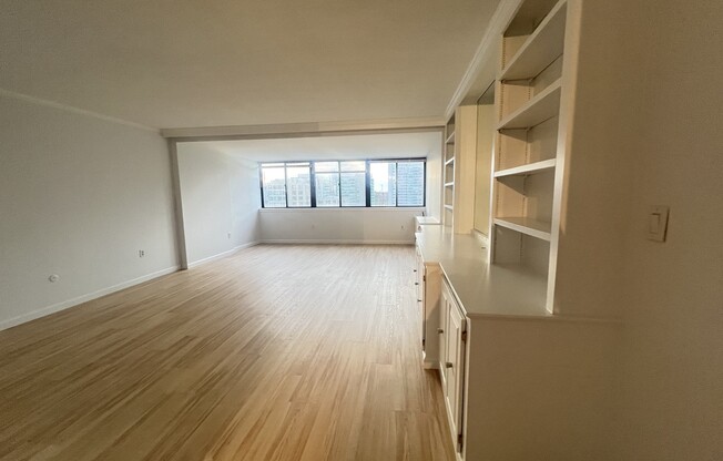 1 bed, 1 bath, 830 sqft, $3,100, Unit 10C