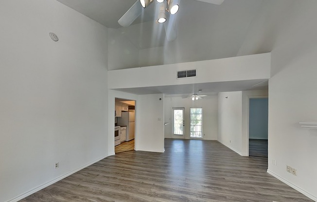 3105 San Jacinto St