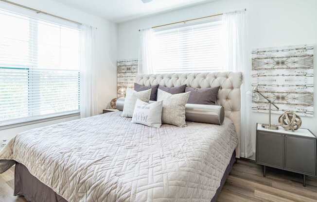 Alys Crossing Bedroom