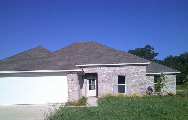 JUST REDUCED!! PLUS..***Move in Special..1/2 off 1st mo. rent if moved in by the end of the month***