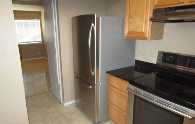 2 beds, 2.5 baths, $1,025