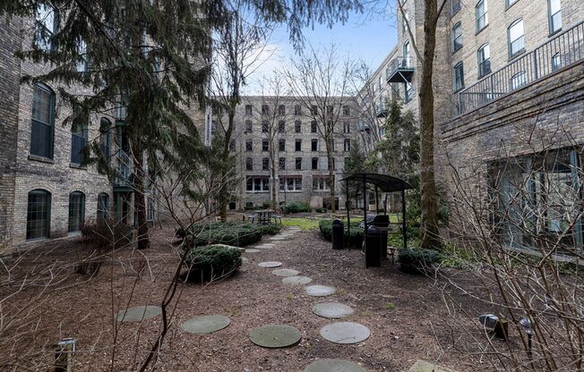 1 bed, 1 bath, $1,995, Unit Unit 322