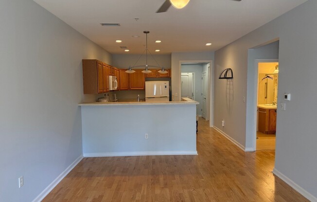 107 CLOCKTOWER DR