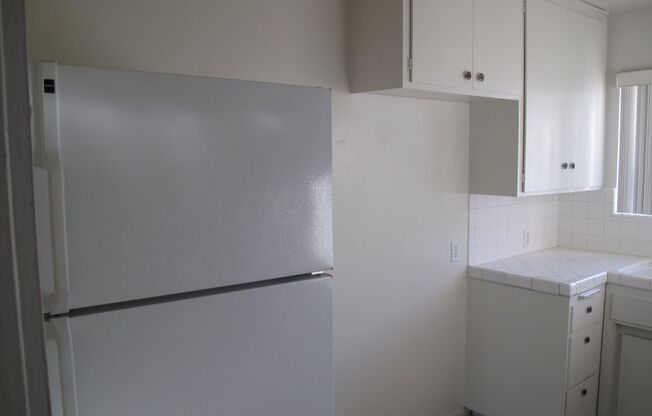 Studio, 1 bath, 450 sqft, $1,600, Unit C