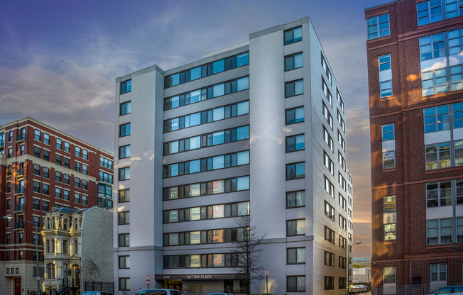 1 bed, 1 bath, $2,495, Unit 0809
