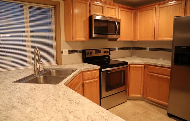 Spacious 2-Story 3-Bedroom Townhome for Lease - 3125 NE 118th Ave.