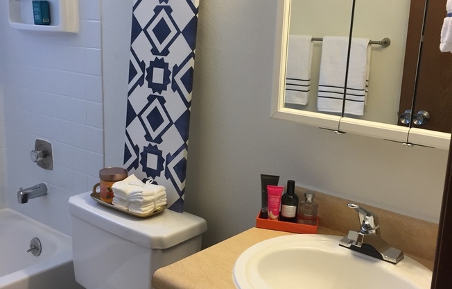 1 bed, 1 bath, 780 sqft, $1,489, Unit K104