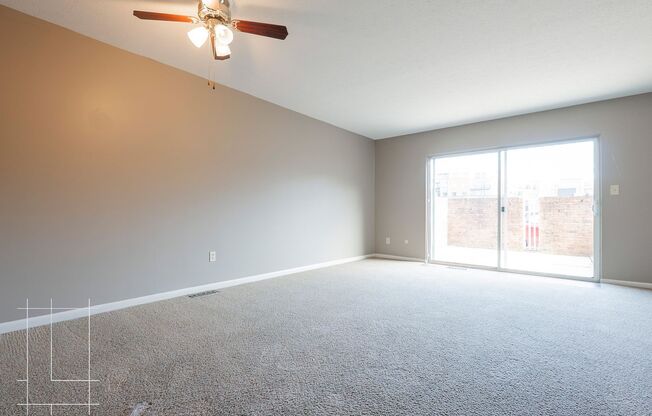 2 beds, 1.5 baths, $1,425, Unit 393 E Buttles Ave Apt. H