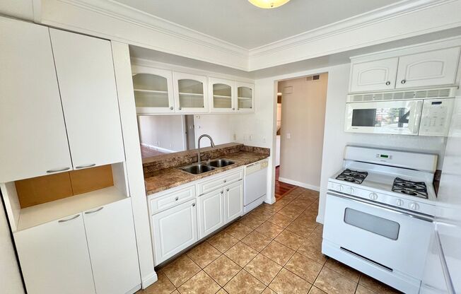 2 Bedroom Condo in the Beverly Lofts Building