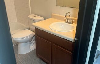 Studio, 1 bath, 495 sqft, $830