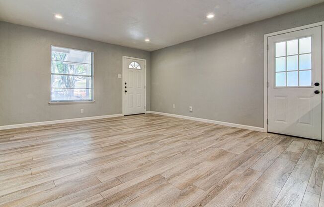Stylish North Austin Home with Modern Upgrades & Outdoor Oasis