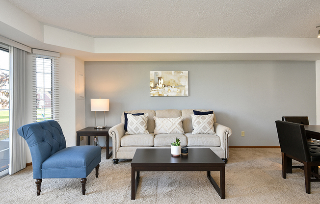 Bass Lake Hills Townhomes - Living Room