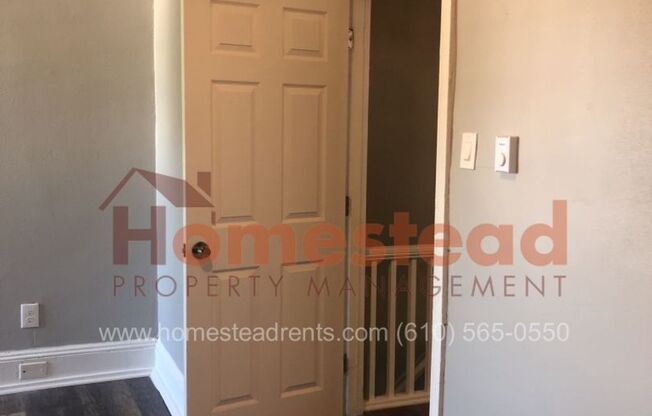 2 beds, 1 bath, $1,300