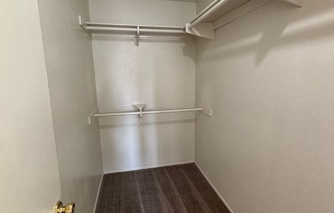 1 bed, 1 bath, 660 sqft, $1,800, Unit 64