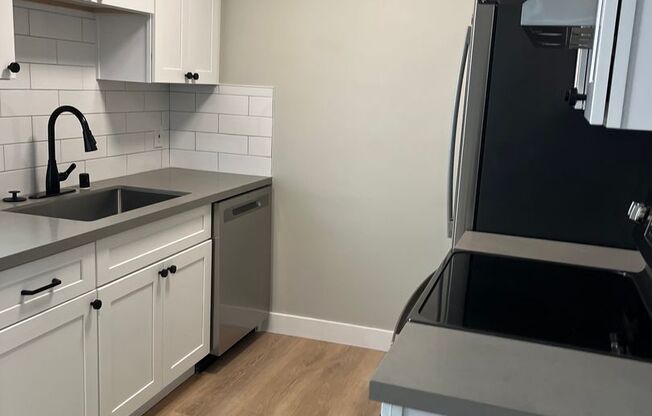 1 bed, 1 bath, $2,995, Unit 2