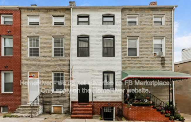 909 TRINITY ST