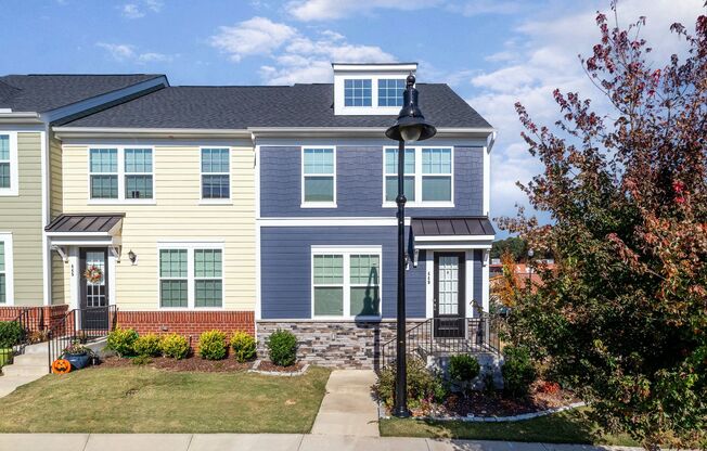 Corner Townhome with Roof Top Deck in Downtown Wake Forest!