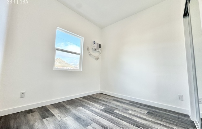 1411 BURLINGTON AVE
