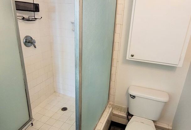 Studio, 1 bath, 158 sqft, $895, Unit 38 - C