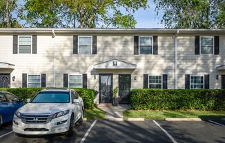 Coastal Convenience at Rivers Point Row!