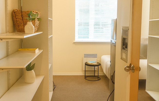 Studio Apartments near Fremont and Wallingford