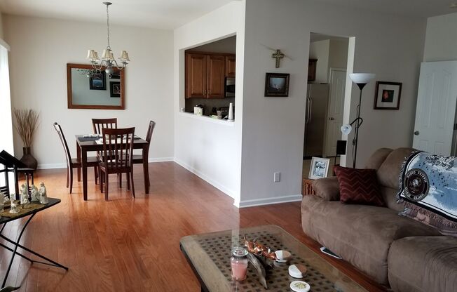 3BR/2.5BA Townhome in Prim Ballantyne Location