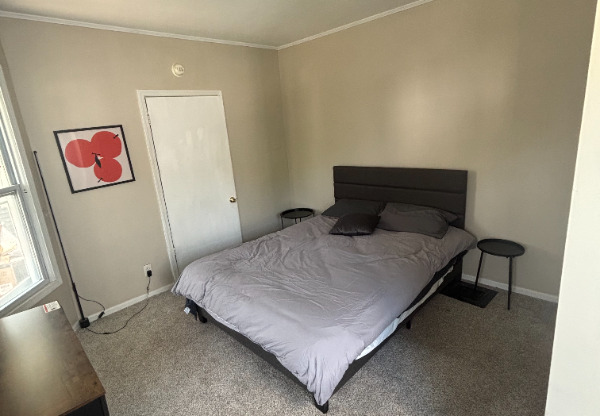 111 SWEET ST NE