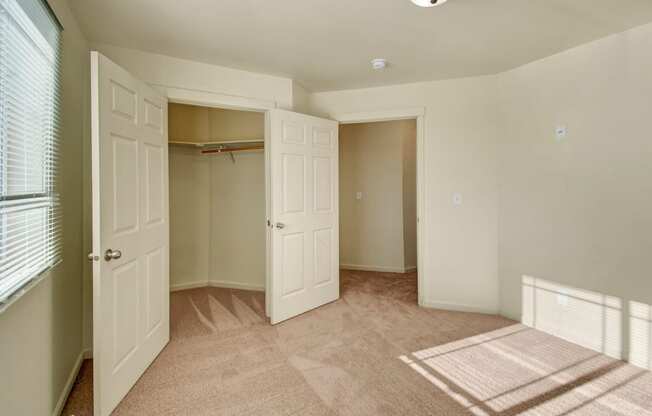 Phoenix Ridge bedroom Apartment for rent in Williston, ND