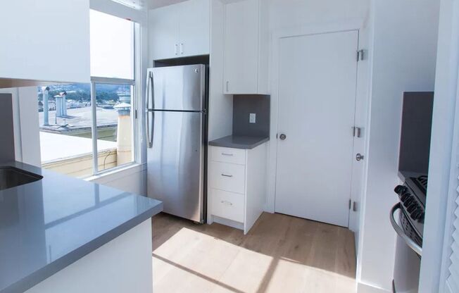 720 Baker Street (1292r)