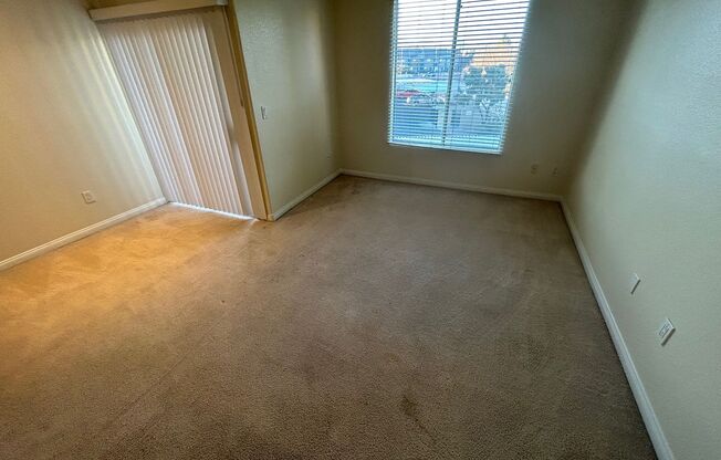 2 beds, 2 baths, $1,225, Unit # 2052