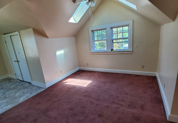 3746 W 39 ST