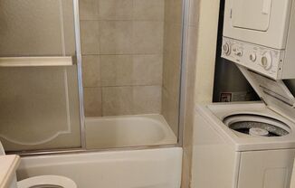 Cozy 1 bedroom in the heart of Kingsgate neighborhood