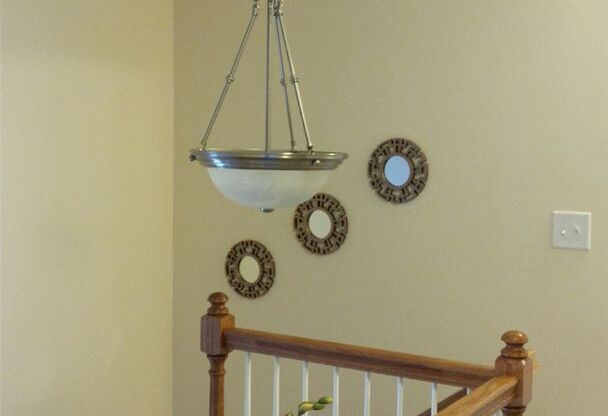 3 bedroom 2.5 bath townhome in University Area