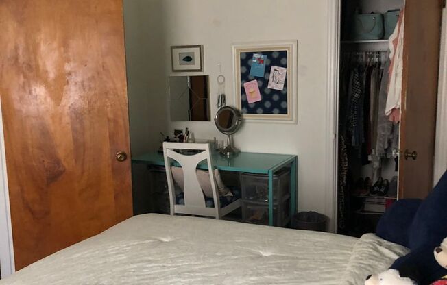 5604 Fifth Avenue-Claridge