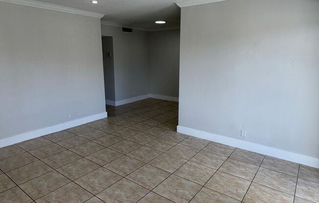 1 bed, 1 bath, 650 sqft, $1,775, Unit 5420-208