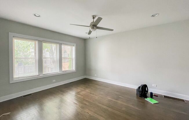 2 beds, 1 bath, 755 sqft, $2,675, Unit 3919-1E