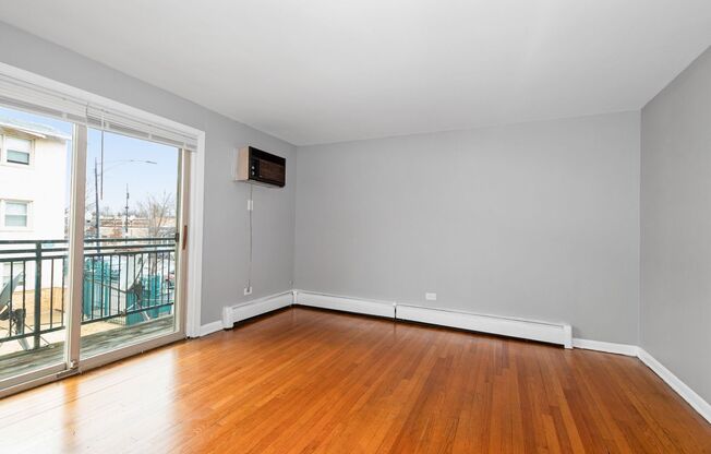 3731-3733 W 63rd (West Lawn)