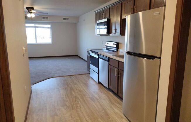 Studio, 1 bath, 527 sqft, $955