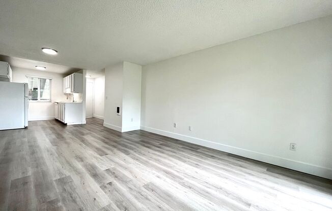2 beds, 1 bath, 803 sqft, $1,545, Unit 145