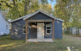 Cozy 2 Bedroom, 1 Bathroom Home in Weller Neighborhood