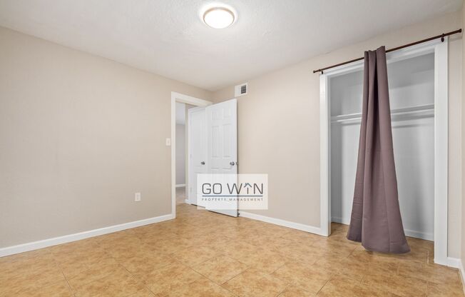 2 beds, 1 bath, 700 sqft, $1,250, Unit 3