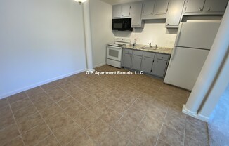 7 MEREDIAN ST