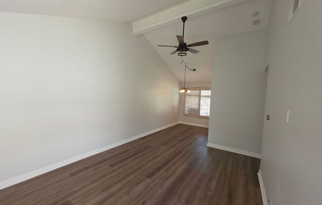Seagate Colony: Upper 1 Bedroom 1 Bath Condo