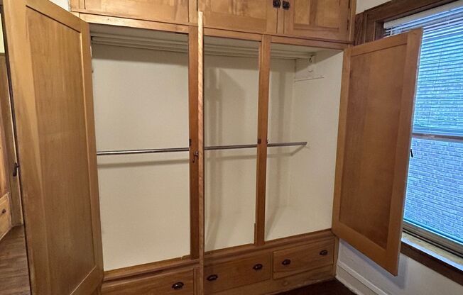 1 bed, 1 bath, 425 sqft, $1,965, Unit 233-322