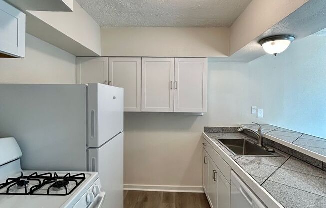1 bed, 1 bath, $785, Unit MA904