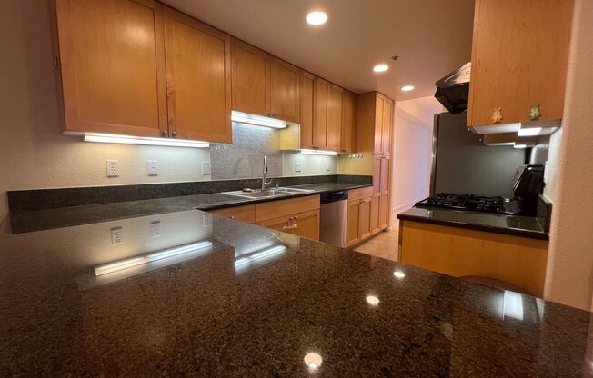 Beautiful 3 bed 2.5 bath townhouse is San Jose Willow Glen. Must see.