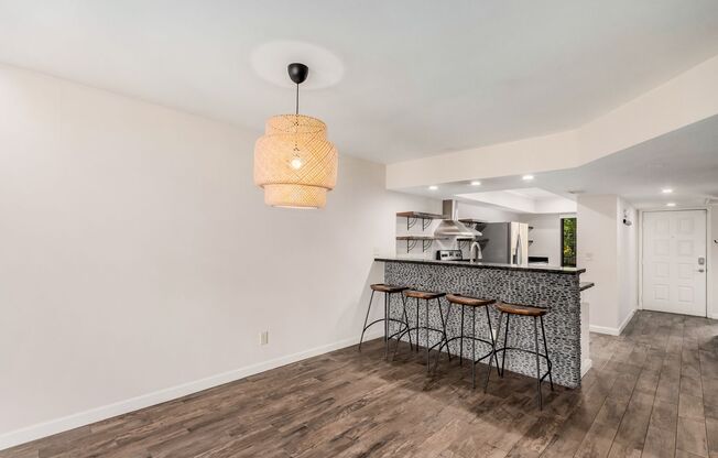 2 beds, 2 baths, $2,150