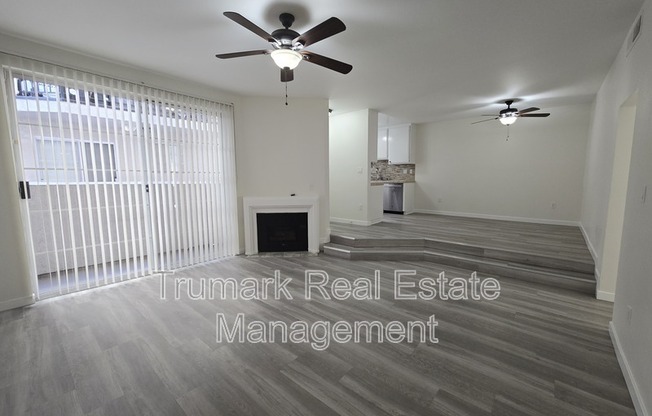 475 E ORANGE GRV AVE