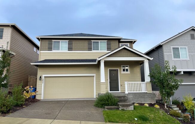 **$750 OFF First Months Rent!!** Newer House in Camas School District! 4 Bed/w Loft! All Appliances and AC! Fully Fenced!
